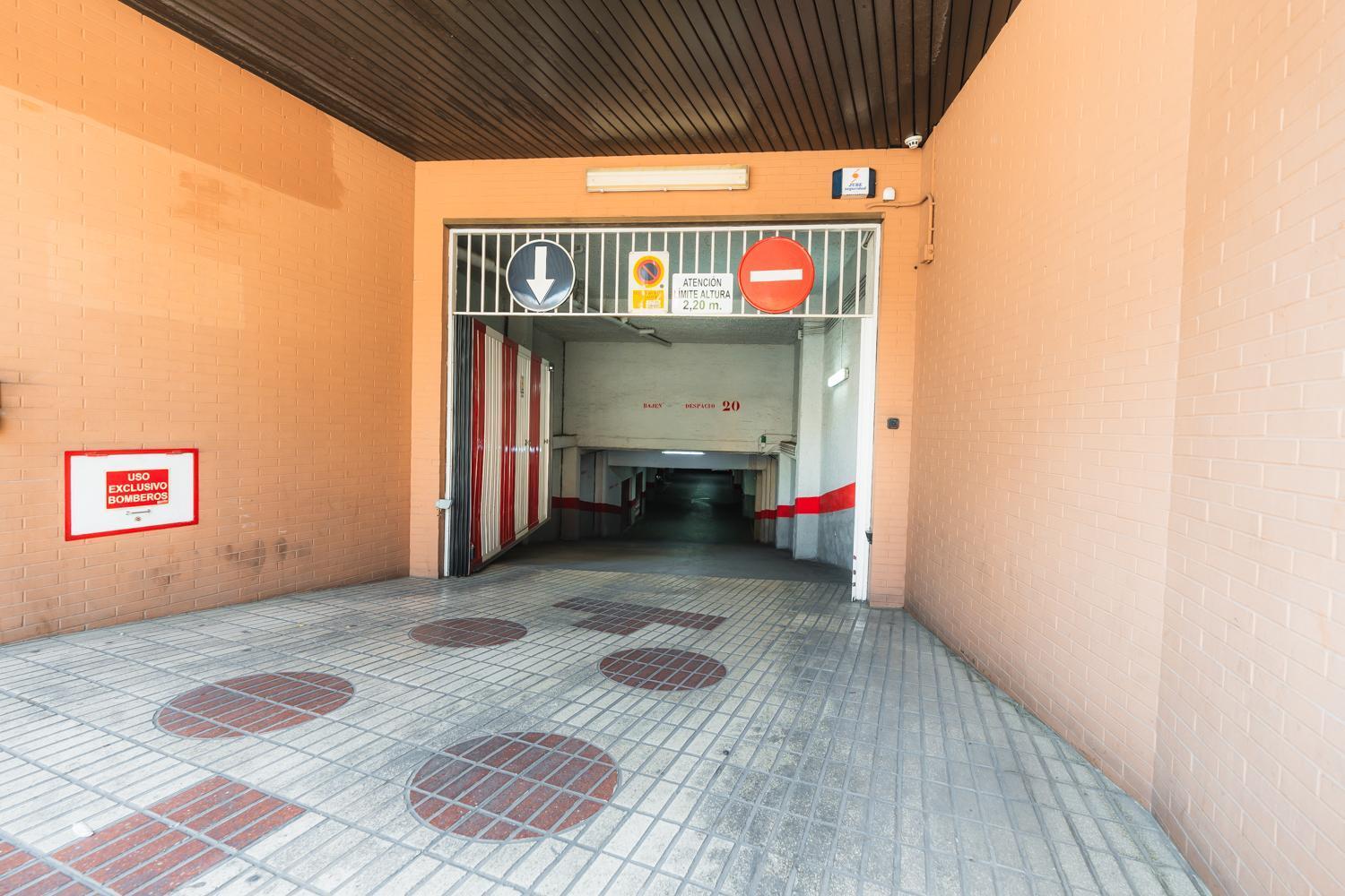 Constitucion Apartment - Free Parking Granada Exteriör bild